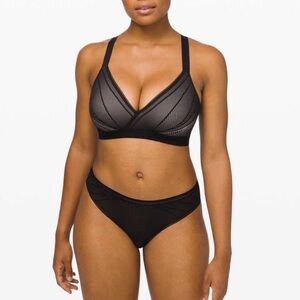Lululemon awake to lace sport bra